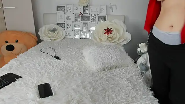 sweetemy4u online show from 12.18.25