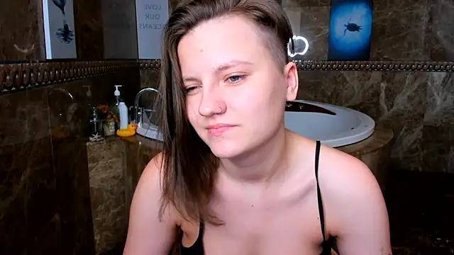 MelindaTin online show from 02.21.25