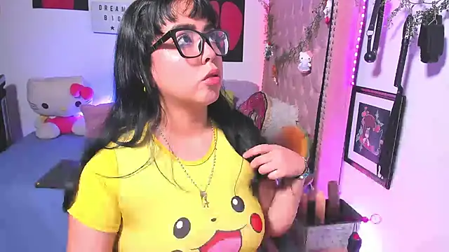 LillyCandy online show from 04.15.26