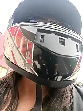 Ixchel Anaid online show from 03.15.25