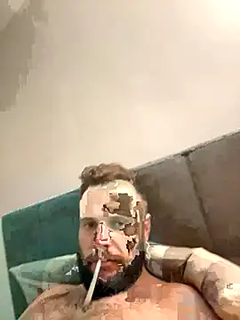 Snapshot of Dirty0892 chatting on 10.28.25 Dirty0892 online show from 10.28.25