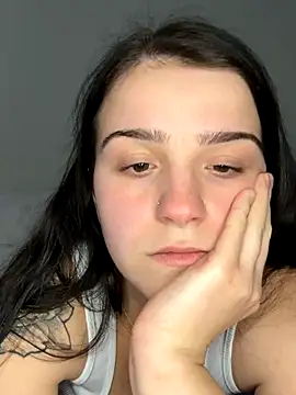 Snapshot of joeystaciee chatting on 11.11.25 joeystaciee online show from 11.11.25