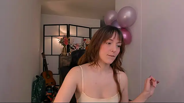 Snapshot of molly_marmalade_ chatting on 07.13.26 molly marmalade online show from 07.13.26