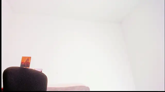 MIss Kendall  online show from 03.06.25