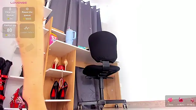 MIss Kendall  online show from 04.11.26