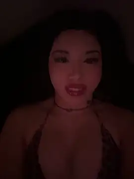 Amanita Bloom online show from 01.05.25