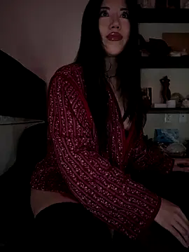 Amanita Bloom online show from 12.05.25