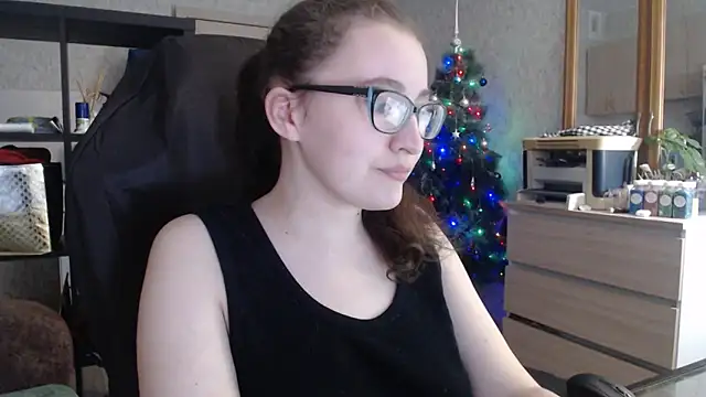 Snapshot of AnKey_Rayah chatting on 01.13.25 AnKey Rayah online show from 01.13.25