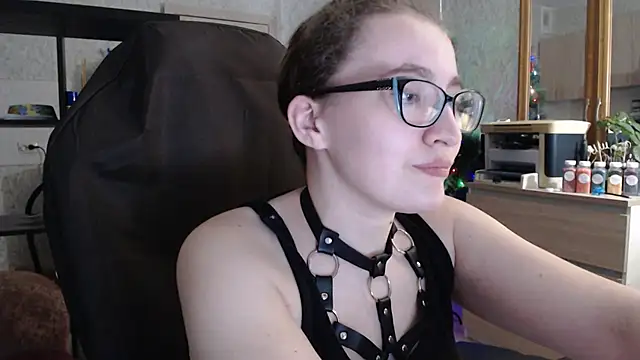 Snapshot of AnKey_Rayah chatting on 01.25.25 AnKey Rayah online show from 01.25.25