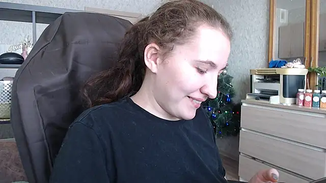Snapshot of AnKey_Rayah chatting on 01.29.25 AnKey Rayah online show from 01.29.25
