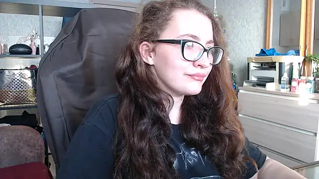 Snapshot of AnKey_Rayah chatting on 02.01.25 AnKey Rayah online show from 02.01.25