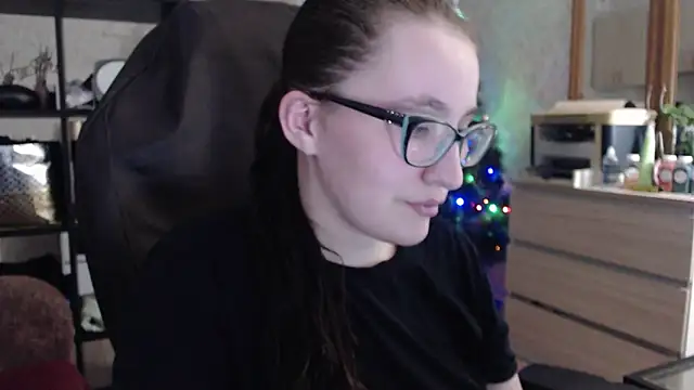 Snapshot of AnKey_Rayah chatting on 02.03.25 AnKey Rayah online show from 02.03.25