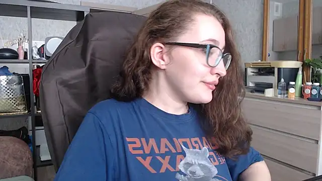 Snapshot of AnKey_Rayah chatting on 02.04.25 AnKey Rayah online show from 02.04.25