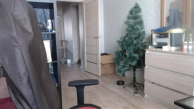 Snapshot of AnKey_Rayah chatting on 02.19.25 AnKey Rayah online show from 02.19.25