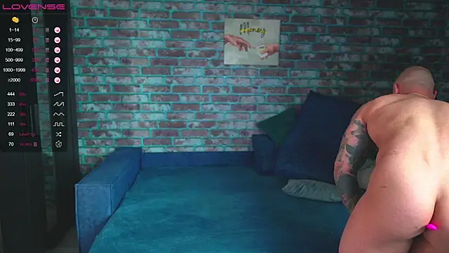 mark normal online show from 03.08.25