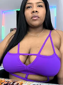 paola091 online show from 09.25.25