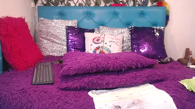 SARAWILLS online show from 02.09.26