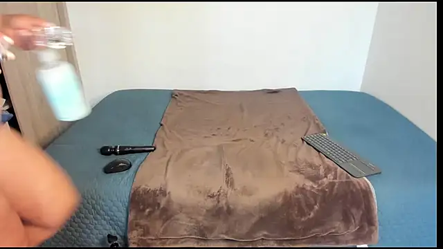 AmeliPonce online show from 03.26.26