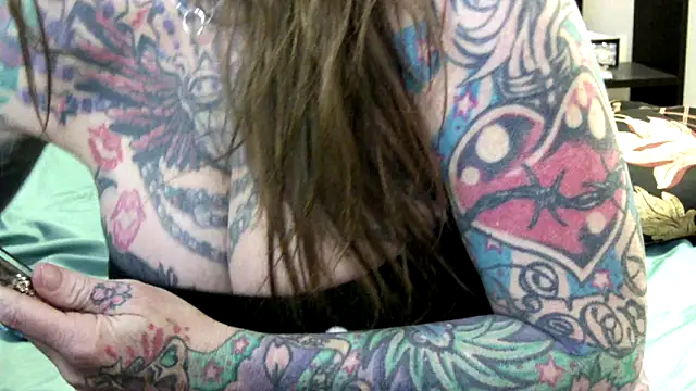 pamelagunns online show from 03.08.25