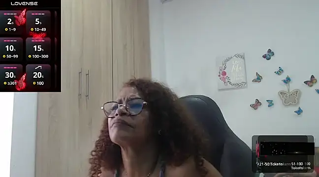 BustyMilf  online show from 02.14.25