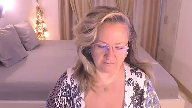 Raisshy online show from 11.19.25