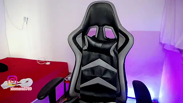 ninatiny online show from 12.27.24