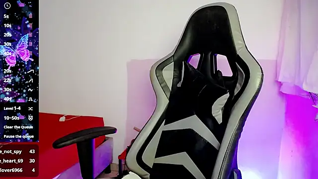 ninatiny online show from 01.11.25