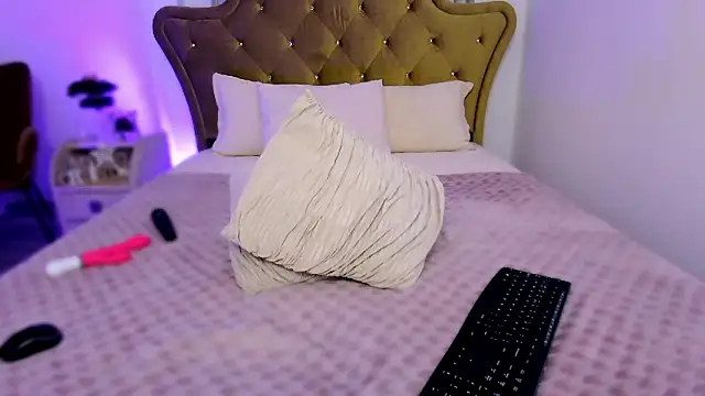 Snapshot of SashaRizz chatting on 12.03.24 SashaRizz online show from 12.03.24