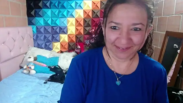 katifoxx online show from 02.23.25