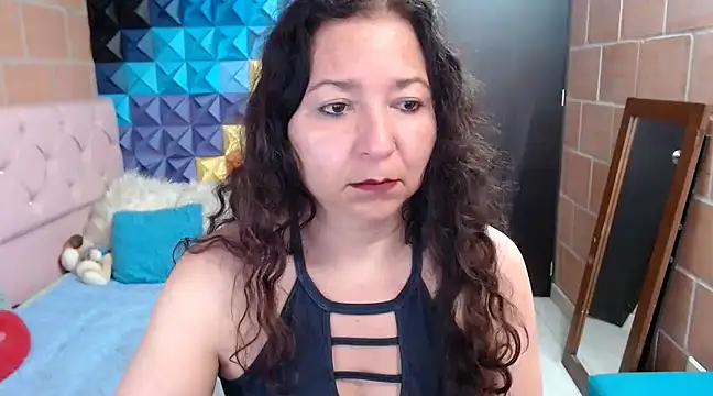 katifoxx online show from 03.17.25