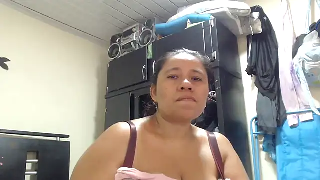 adrixxx38 online show from 04.18.26