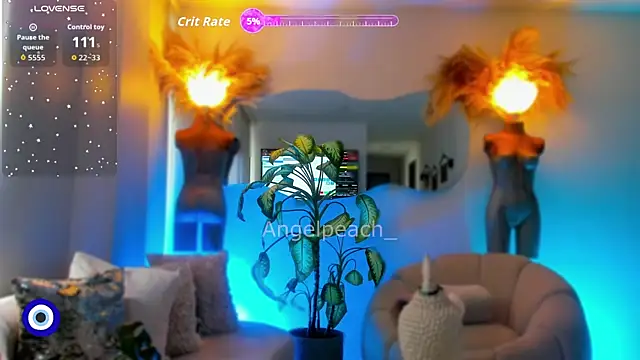 Angel Peach online show from 12.19.25