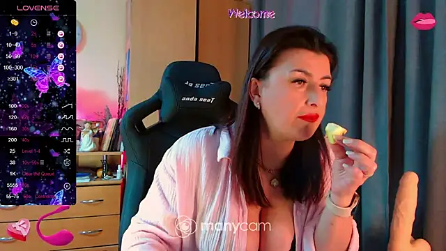 Hotangel75 online show from 02.04.25