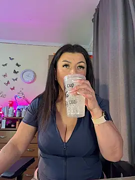 Hotangel75 online show from 03.06.26