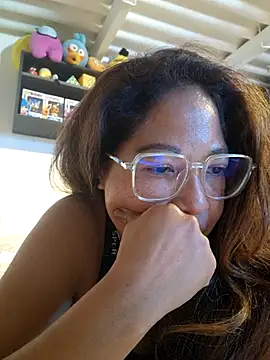 Snapshot of mila38 chatting on 06.27.26 mila38 online show from 06.27.26