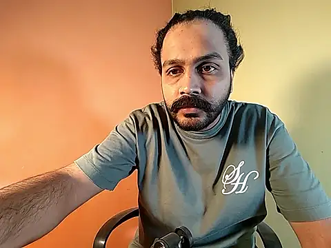 Snapshot of tejvirdhanoa chatting on 12.20.25 tejvirdhanoa online show from 12.20.25