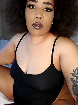 Snapshot of CAMMII_ chatting on 02.24.25 CAMMII online show from 02.24.25