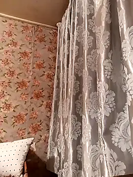 Cerd Ayaz online show from 10.31.25