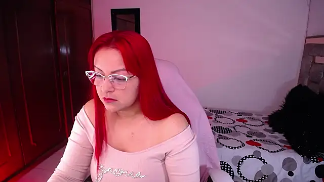 Snapshot of salomecastro_ chatting on 09.09.25 salomecastro online show from 09.09.25