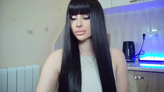 Snapshot of Lady_Joli chatting on 07.15.26 Lady Joli online show from 07.15.26