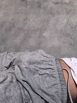 Snapshot of winterison chatting on 10.02.25 winterison online show from 10.02.25