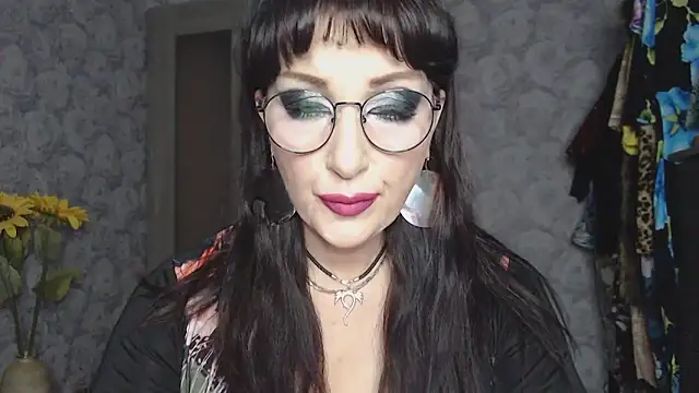 Aziza1 online show from 09.09.25