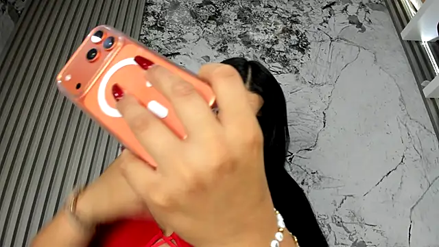 Snapshot of Loren_Baker chatting on 12.03.25 Loren Baker online show from 12.03.25