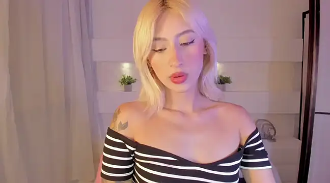 AshleyRoys online show from 02.06.25