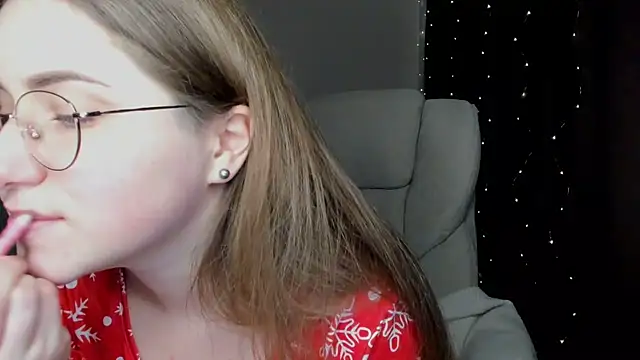 SeasonalSomeone online show from 12.27.24