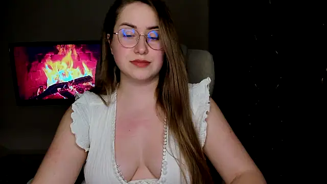 SeasonalSomeone online show from 03.13.25