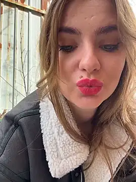 Night dreams online show from 03.15.25