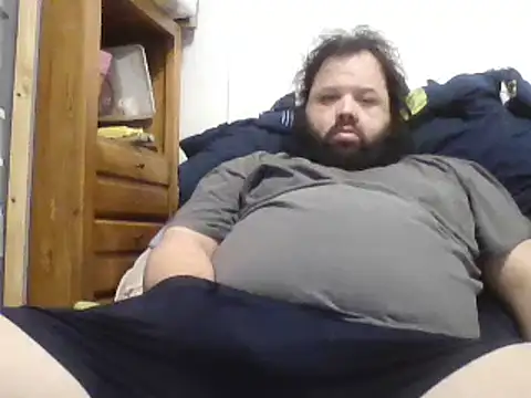 Snapshot of Strongbutgentle36 chatting on 12.15.24 Strongbutgentle36 online show from 12.15.24