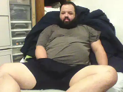 Snapshot of Strongbutgentle36 chatting on 12.16.24 Strongbutgentle36 online show from 12.16.24