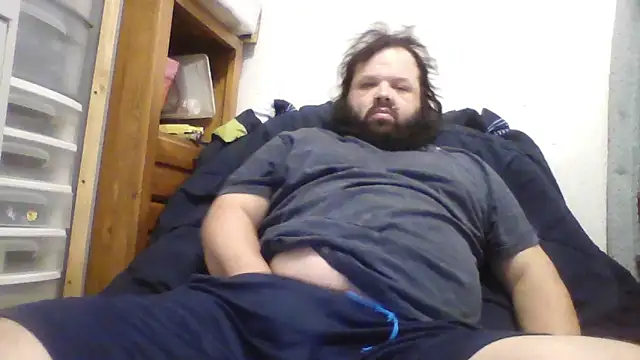 Snapshot of Strongbutgentle36 chatting on 12.19.24 Strongbutgentle36 online show from 12.19.24